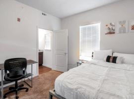 Welcoming Hideaway Near UNC & Downtown、グリーリーのホテル