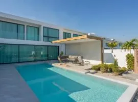 Beachfront 998 Pool Villa