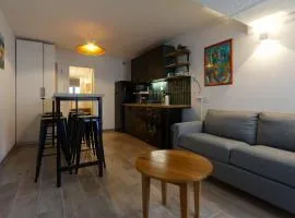 Manon, 2 ch, parking, Tram Croix d'argent au pied, Sleep-in-Montpellier