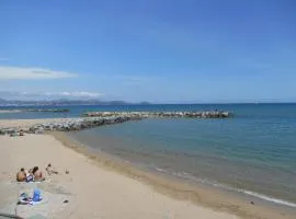 Duplex Appartement 300m de la mer