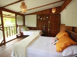 Ave Sol River Sanctuary, hotel v destinaci Siquirres