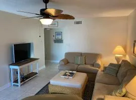Moshell Hideaway