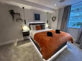 Rock Mill - Luxury 1 Bedroom Apartment 20 with private balcony