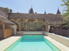 Domaine de Tardais, idéal famille avec piscine et nombreux loisirs, hotel v destinaci Senonches