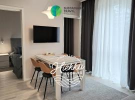 Marina Chalets RANGE by Hiekka Booking - sisältää liinavaatteet ja loppusiivouksen, appart'hôtel à Kalajoki