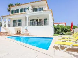 Villa Ash