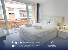 Luxurious 1,5 apartment with parking near center