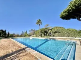 Vilamoura Deluxe Villa with Pool by Homing