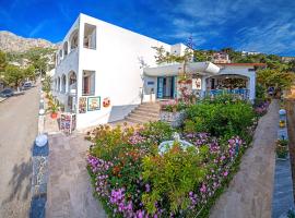 Nefeli Hotel, hotel a Myrties