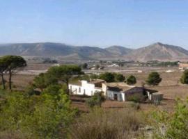 Miramontes, hotel v destinaci Villena