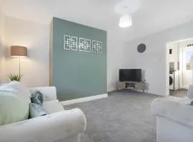NEW! 2BR in West Terrace, Sleeps 4