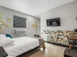 Queen room for two near Hidden Valley Ski Hill