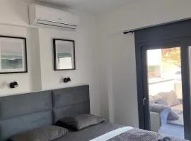 Helios Suite Isabella