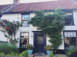 The Homestead - Family and Dog Friendly