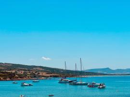 Approdo Apartments, hotel en Isola Rossa