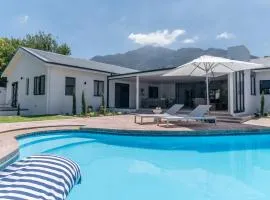 Maison la Bruyere, 4 bedroom villa - pool, airco & hottub