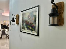 마닐라에 위치한 호텔 A cozy condo within the center of Manila