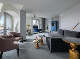 Hotel Luc, Autograph Collection, хотел в Берлин