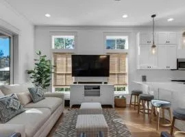 Vitamin Sea 4BR 4 5BA Golf Cart Pet Friendly