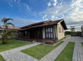 Casa Amendoeira - Rua da Praia Grande - Laguna-SC