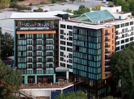 Merriweather Lakehouse Hotel, Autograph Collection