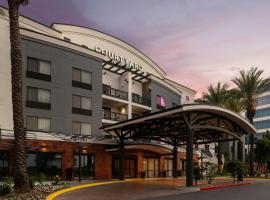 Courtyard Los Angeles Burbank Airport, hotel near Hollywood Burbank Airport - BUR, Burbank