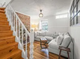 Stylish 3 Bedroom Townhouse - Hobart CBD