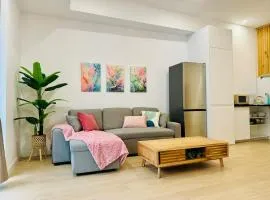 LOFT 2 - Space & Conform Close To Center