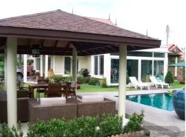 Pool Villa in Thalang
