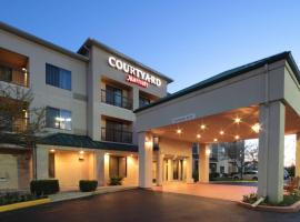 Courtyard by Marriott Dayton North, khách sạn ở Dayton