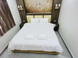 Vang Vieng Rivercubes Hotel