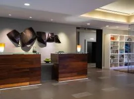 The Baronette Renaissance Detroit-Novi Hotel