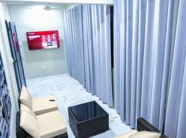 Residence Zaaka 1, casa rústica em Ouagadougou