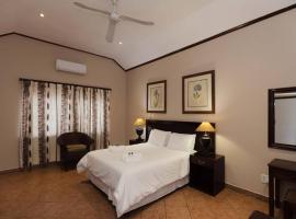 The Calabash Lodge & Restaurant, hotel v destinaci Lobomba