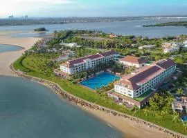 Renaissance Danang Hoi An Resort & Spa