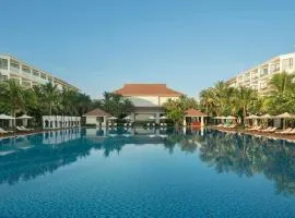 Renaissance Danang Hoi An Resort & Spa