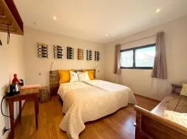 La Chambre aux Bouteilles - Domaine GUETH - Vins d'Alsace et oenotourisme