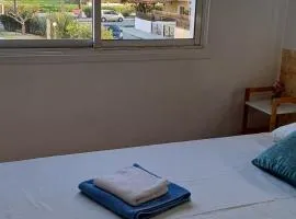 Magic Maisonette 250m from the beach