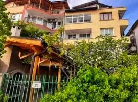 Family Hotel Magnolia - Summer residence