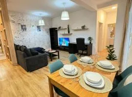 Premier Luxury Lipatti by Glam Apartments