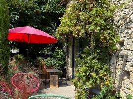 La Grange de la Maison des chats - Loft en Quercy, hotel v destinaci Saint-Amans-du-Pech