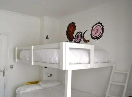 Somasiri Backpacker Hostel 2, hotel v Mirisse (jih)