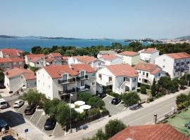Viktoria Lodge Bed and Breakfast, hotel a Vodice