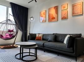 SURIA HomeStay Kuala Terengganu City Center, 8 pax, 150M to KTCC Mall, căn hộ ở Kuala Terengganu