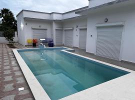 Darou Salam, acomoda&ccedil;&atilde;o com cozinha em Ndangane