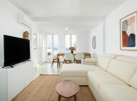 Ocean View Retreat 2 - Sea View with Jacuzzi, Hotel in São Roque