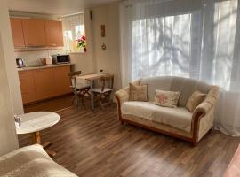 Bright & Fresh Studio Near The Sea, hotel a Liepāja