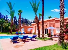 Villa Rayan Marrakech secteur Palmeraie dans Propriété de 2 hectares avec jardin arbres fruitiers
