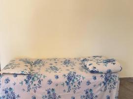 Connectivity Cave, Hotel in Prayagraj