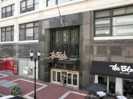 #2 Downtown Free Parking- Walk to Gainbridge, Lucas Oil, Conv Cntr